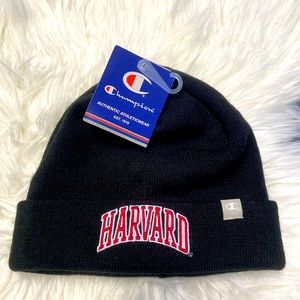 Harvard Champion Toque